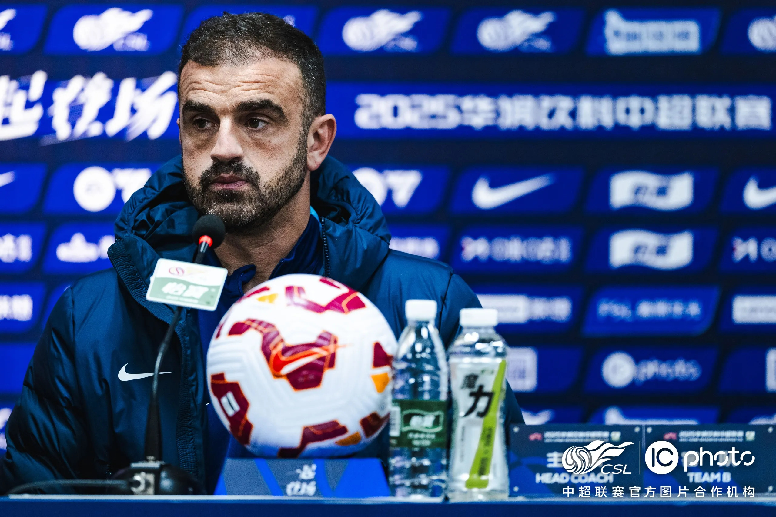 武汉三镇迎NBA常规赛关键赛,转会期单刀错失,底气十足,更衣室氛围转暖 武汉三镇迎NBA常规赛关键赛,转会期单刀错失,底气十足,更衣室氛围转暖