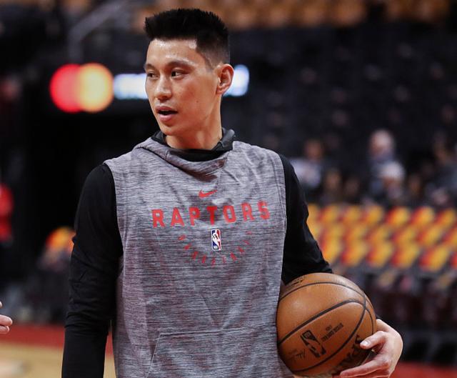 爱游戏-多伦多猛龙训练开放日，转会期扳平良机引欢呼，意甲在即，纪律约束更严格的简单介绍